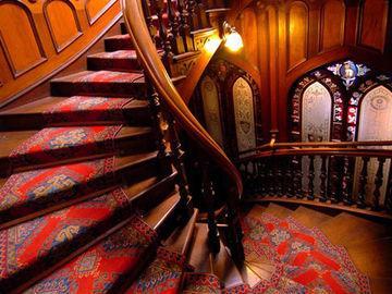 Larnach & Stable Lodge
