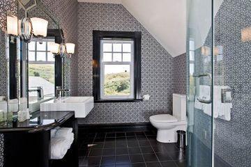 Larnach & Stable * Dunedin