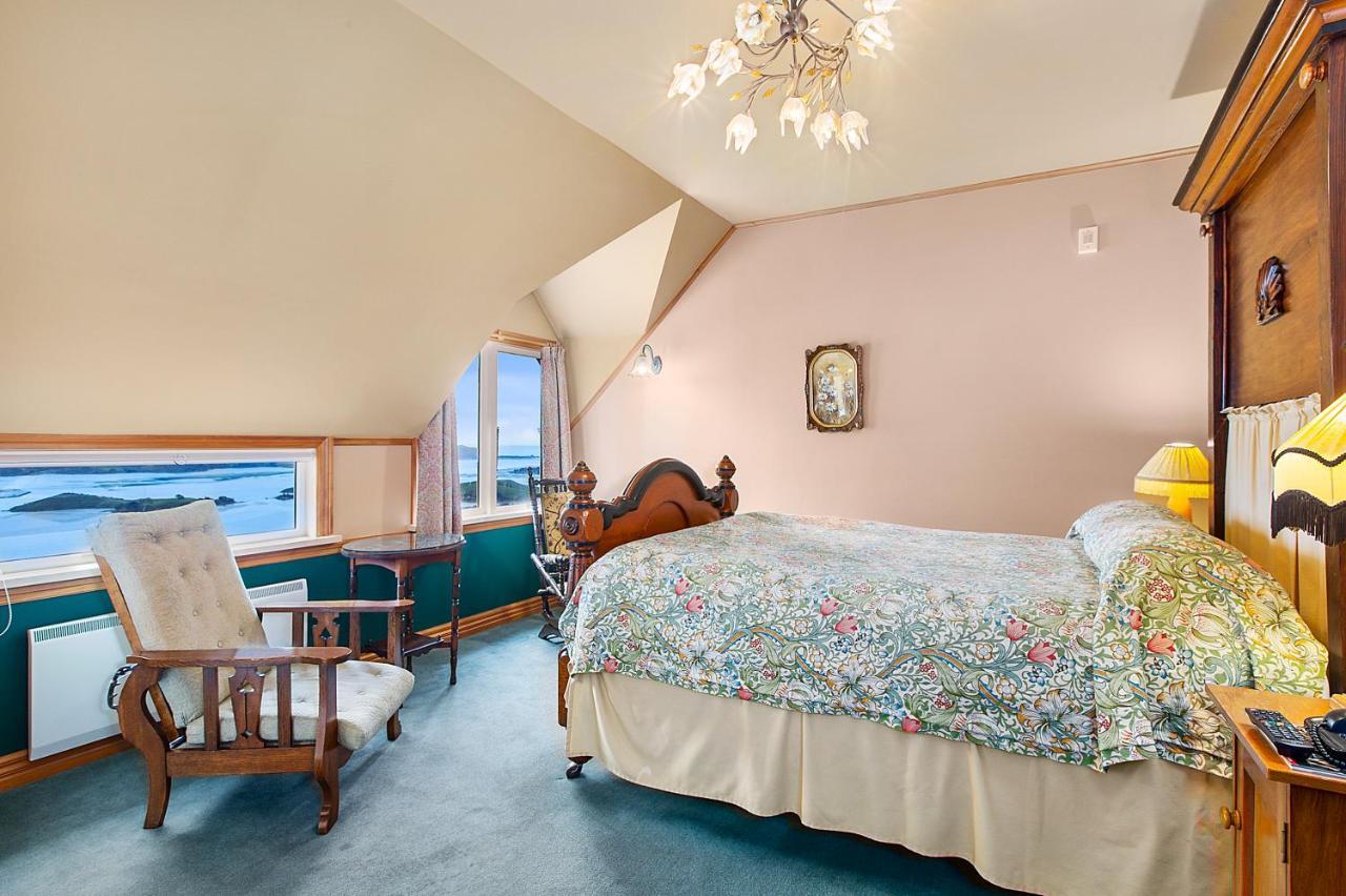 Larnach & Stable * Dunedin