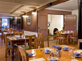 Larnach & Stable Lodge